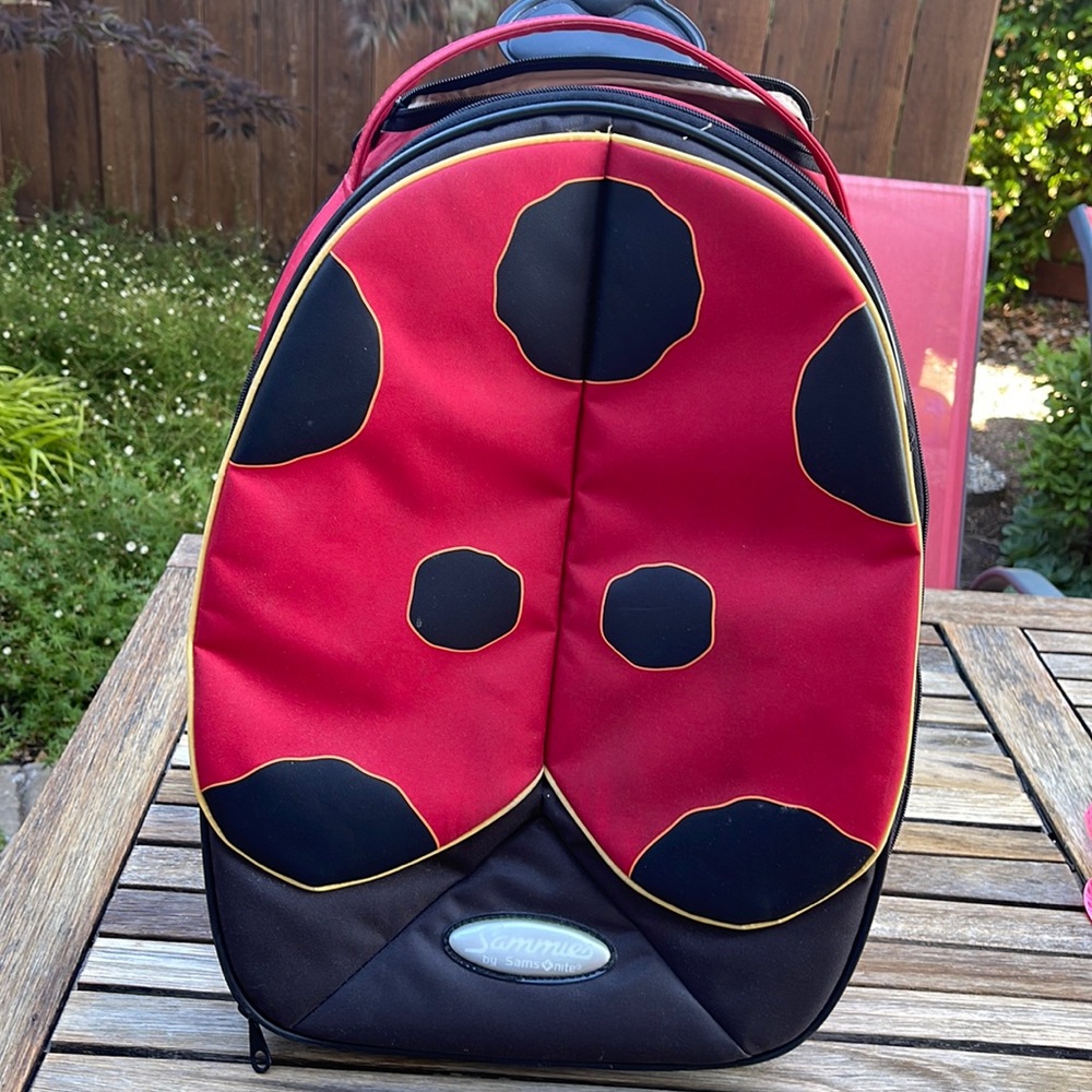 Sammies by Samsonite Ladybug Child's Suitcase on Wheels